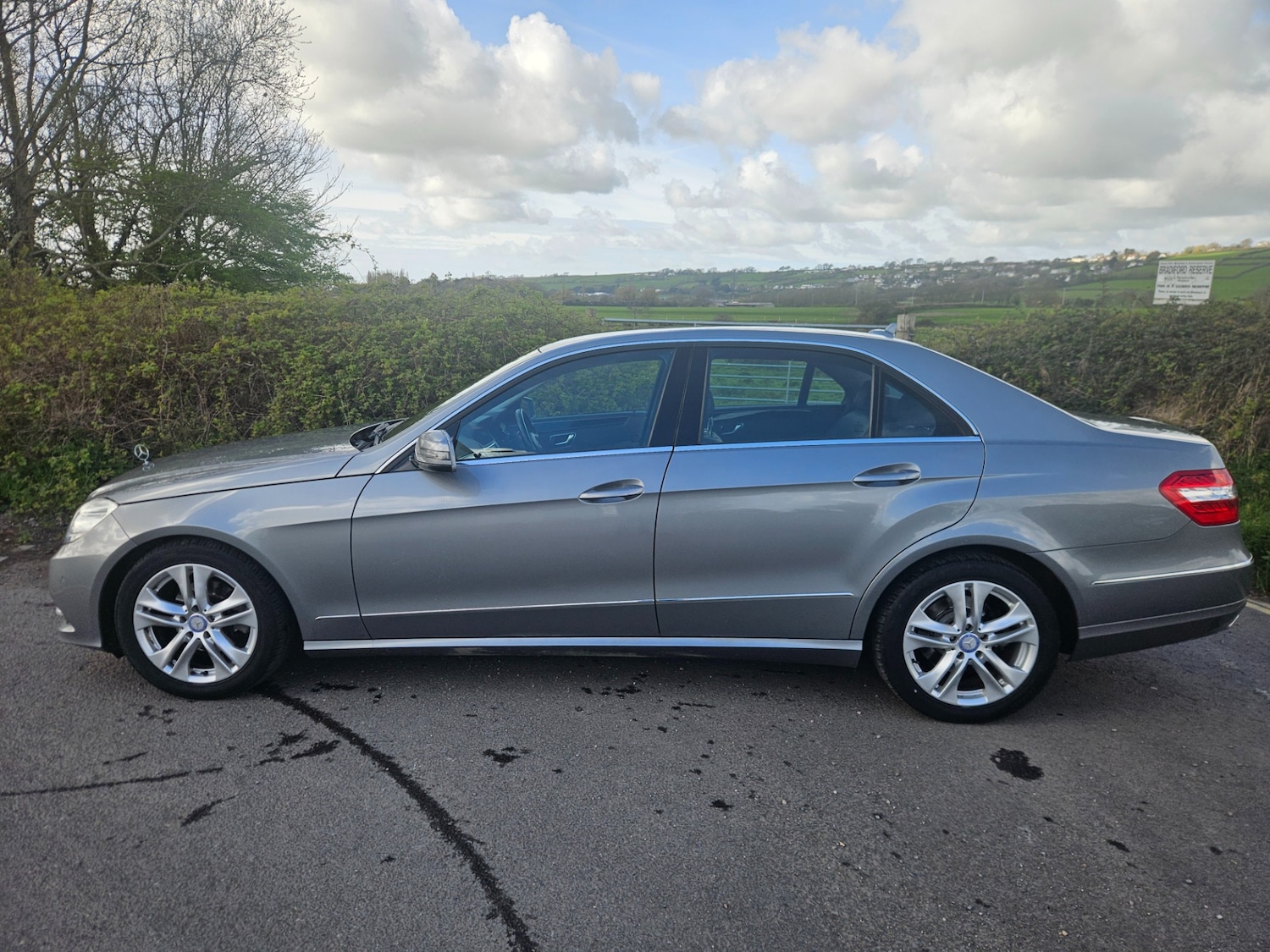 Used Mercedes-Benz E Class 2012 for sale - 78029036: Photo 2