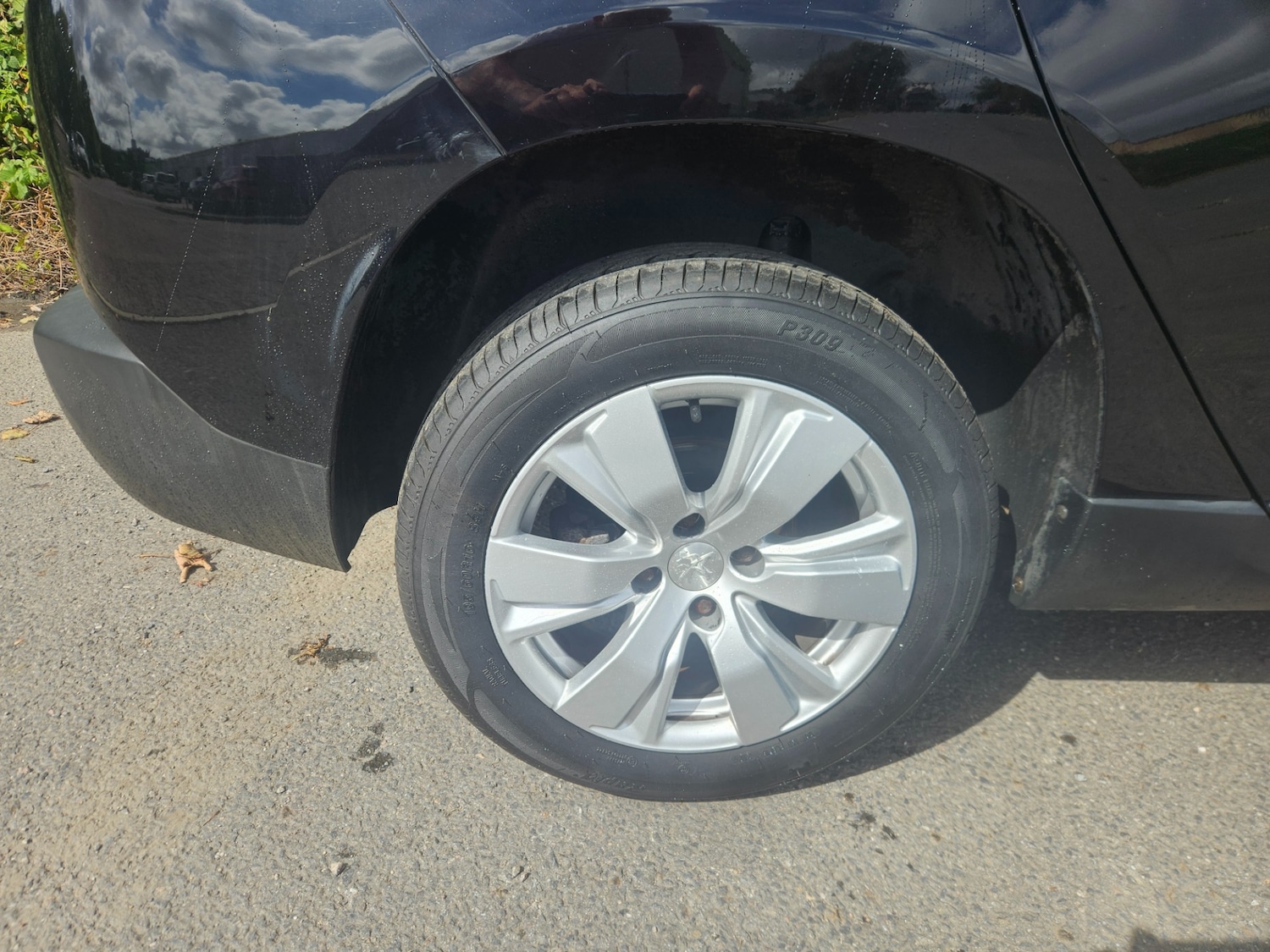 Used Peugeot 2008 2014 for sale - 76119485: Photo 14