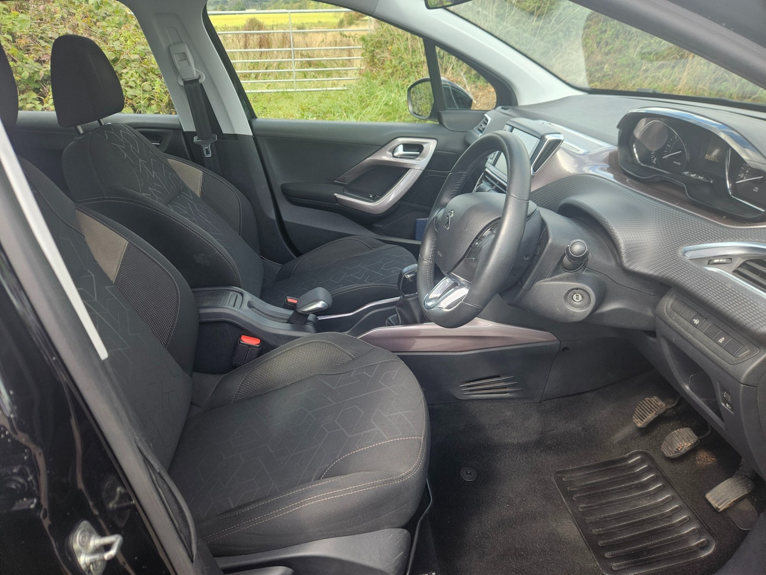 Used Peugeot 2008 2014 for sale - 76119485: Photo 7