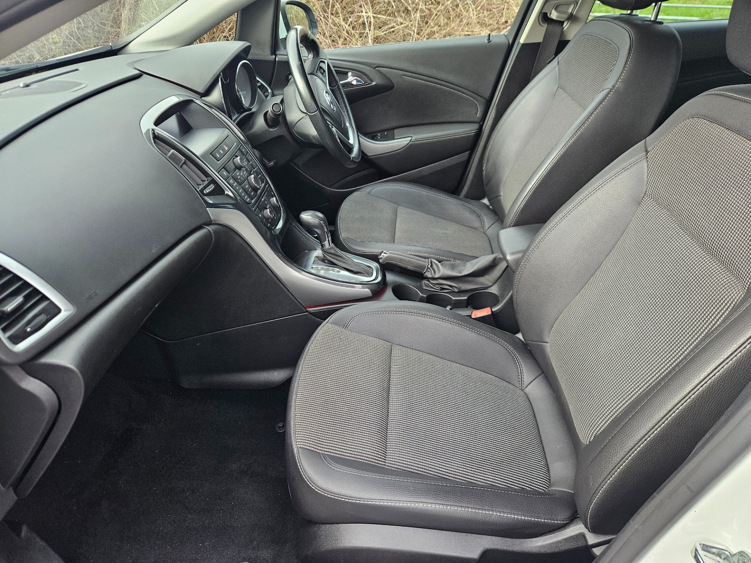 Used Vauxhall Astra 2013 for sale - 77379464: Photo 8