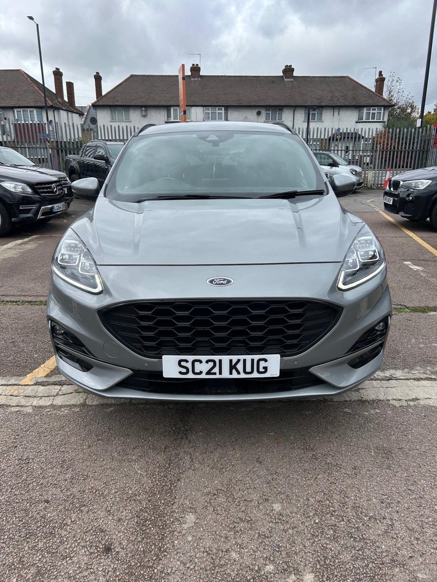 Used Ford Kuga 2021 for sale - 76581332: Photo 2