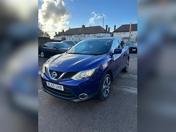 Used Nissan Qashqai 2015 for sale - 77013834: Photo
