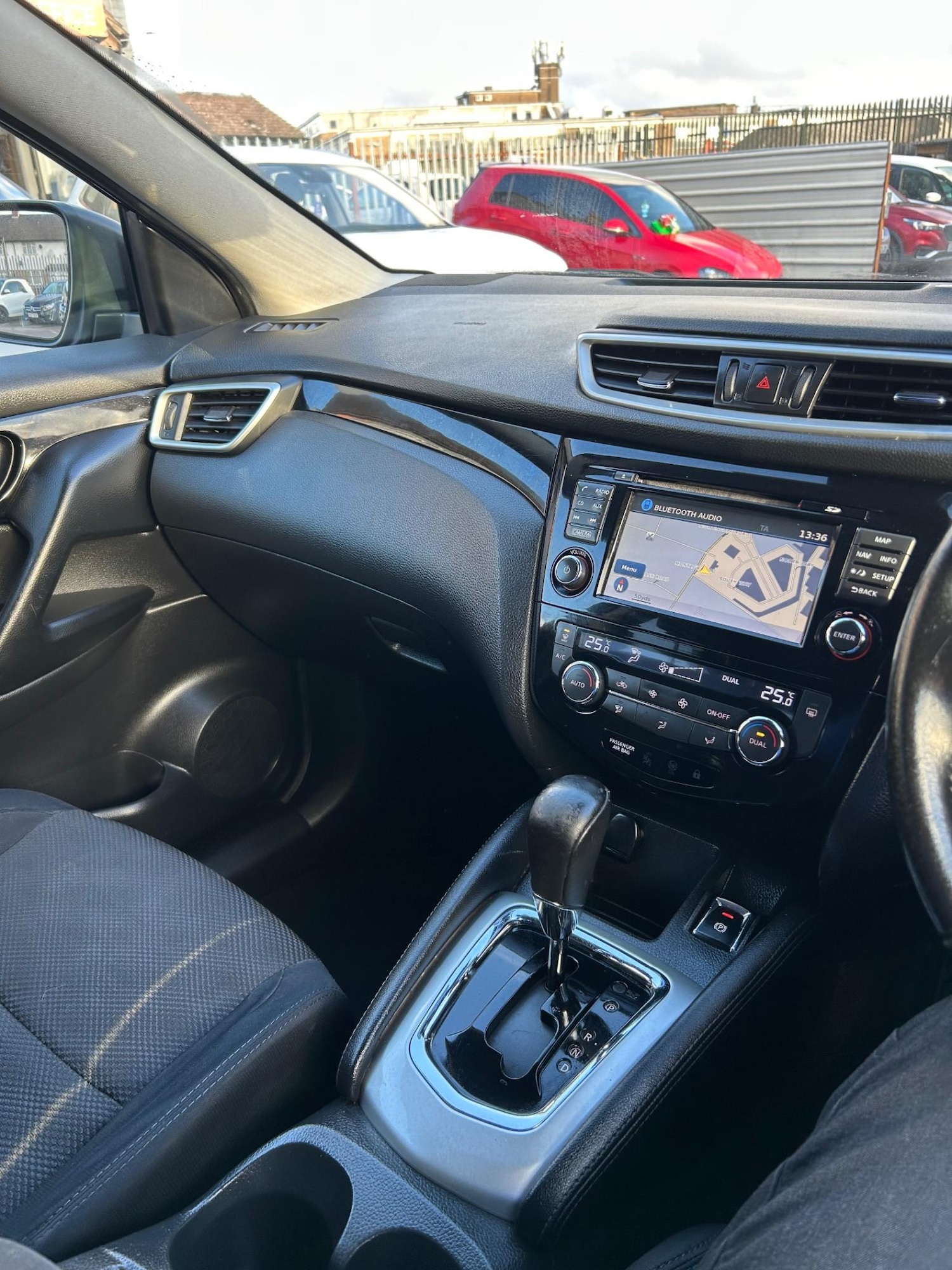 Used Nissan Qashqai 2015 for sale - 77013834: Photo 8