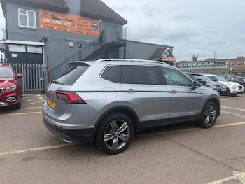 Used Volkswagen Tiguan Allspace 2021 for sale - 76581330: Photo