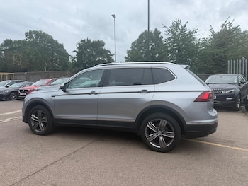 Used Volkswagen Tiguan Allspace 2021 for sale - 76581330: Photo