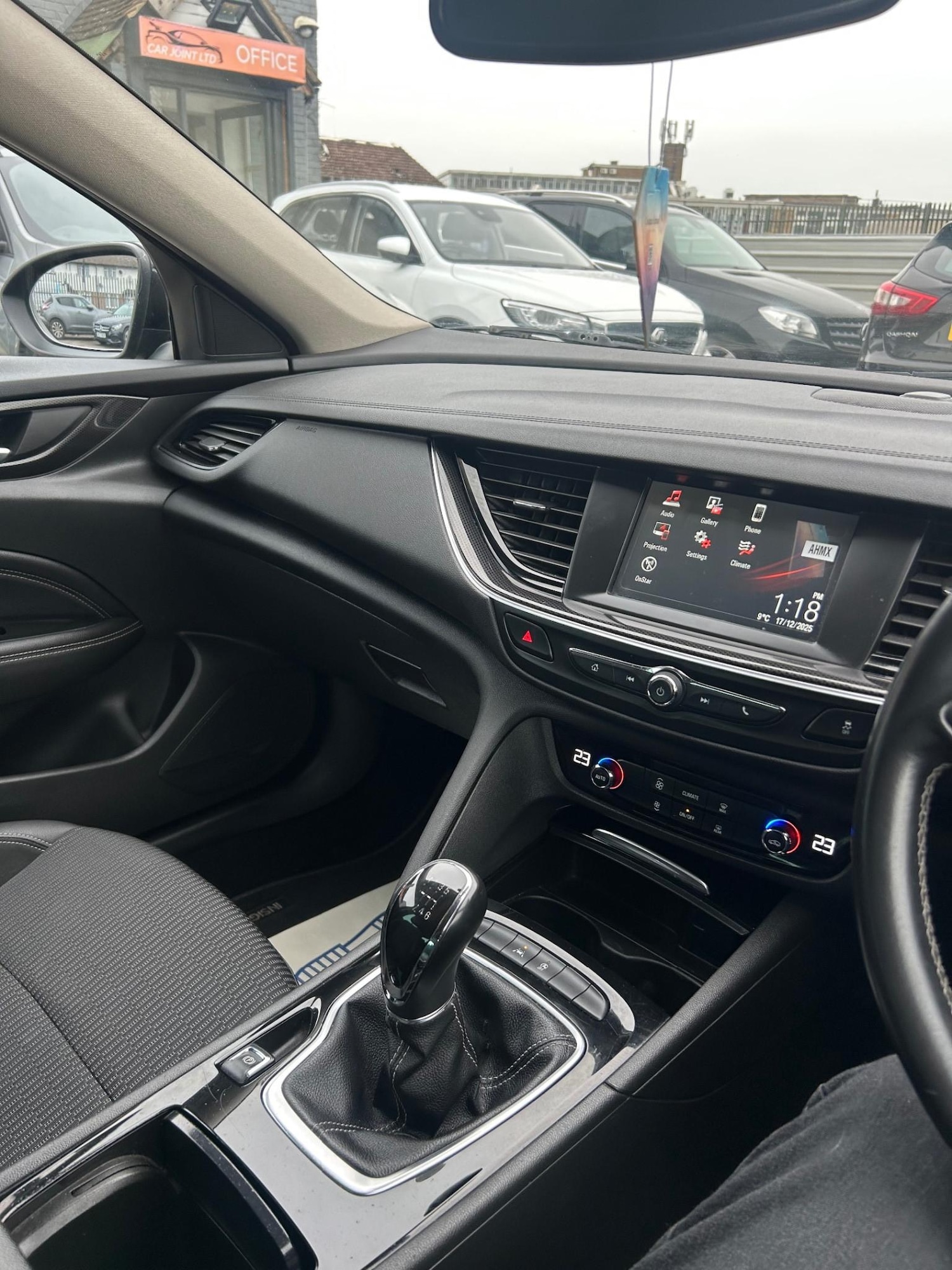 Used Vauxhall Insignia 2017 for sale - 76972507: Photo 10