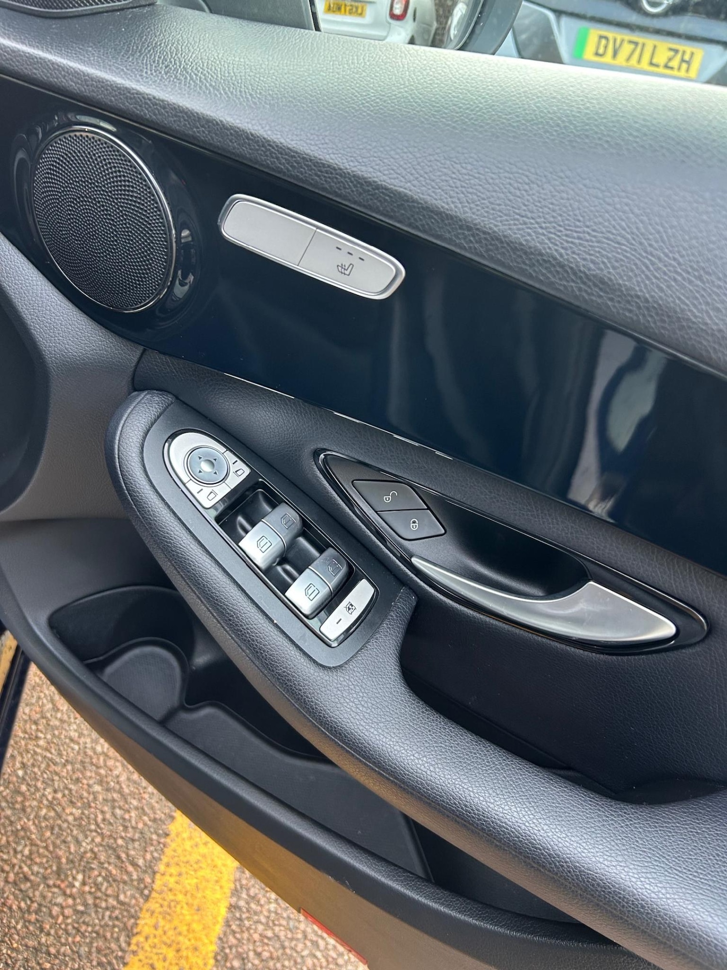 Used Mercedes-Benz C Class 2018 for sale - 76739201: Photo 14