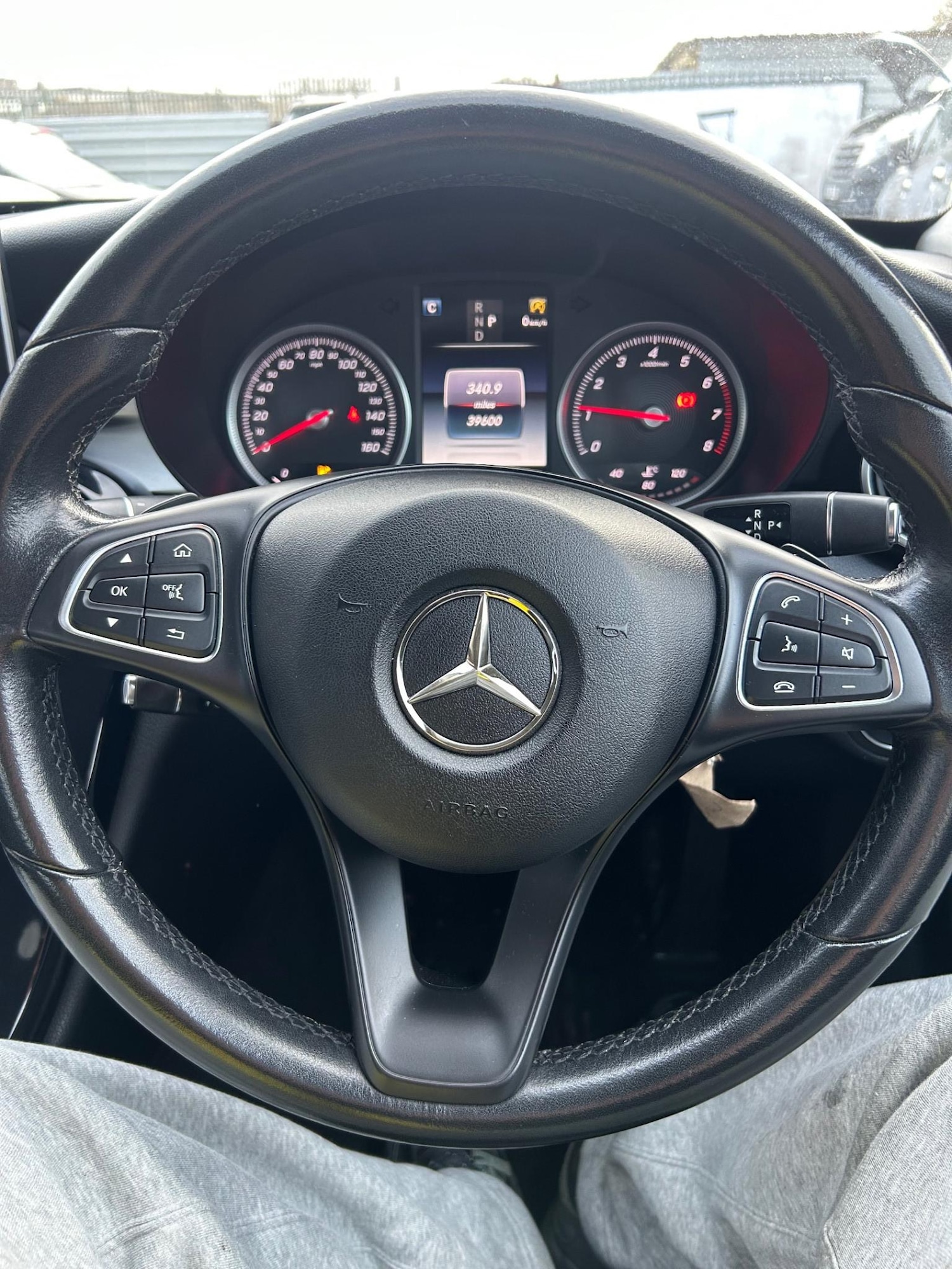 Used Mercedes-Benz C Class 2018 for sale - 76739201: Photo 8