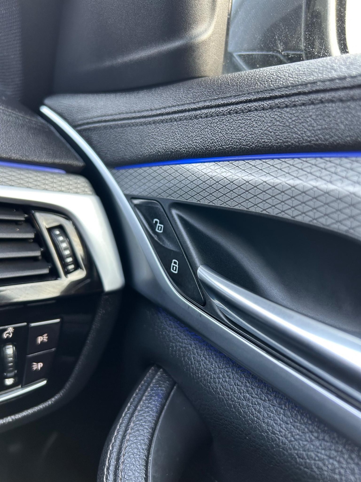 Used BMW 5 Series 2019 for sale - 76595554: Photo 17