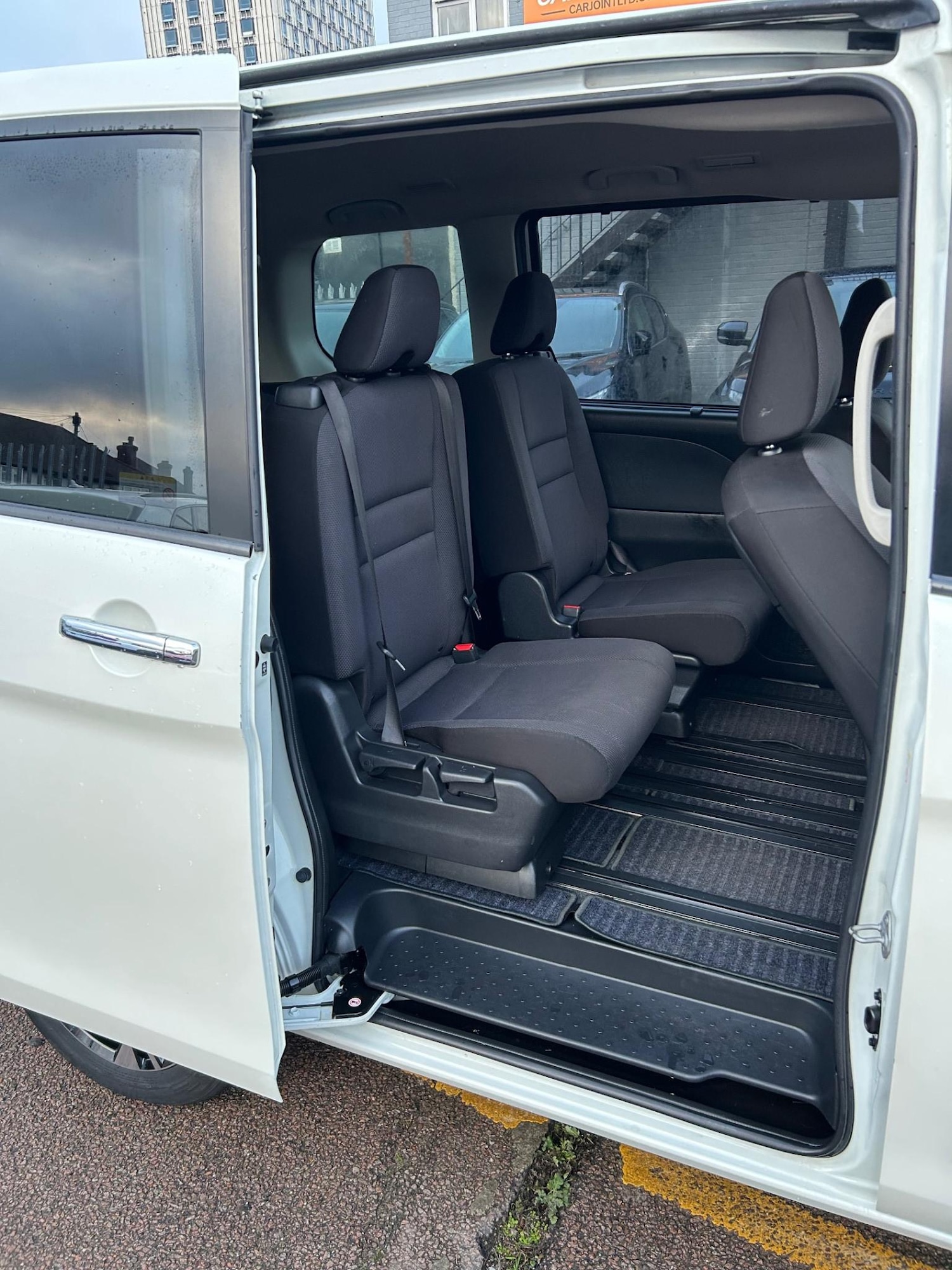 Used Nissan Serena 2025 for sale - 77037072: Photo 7