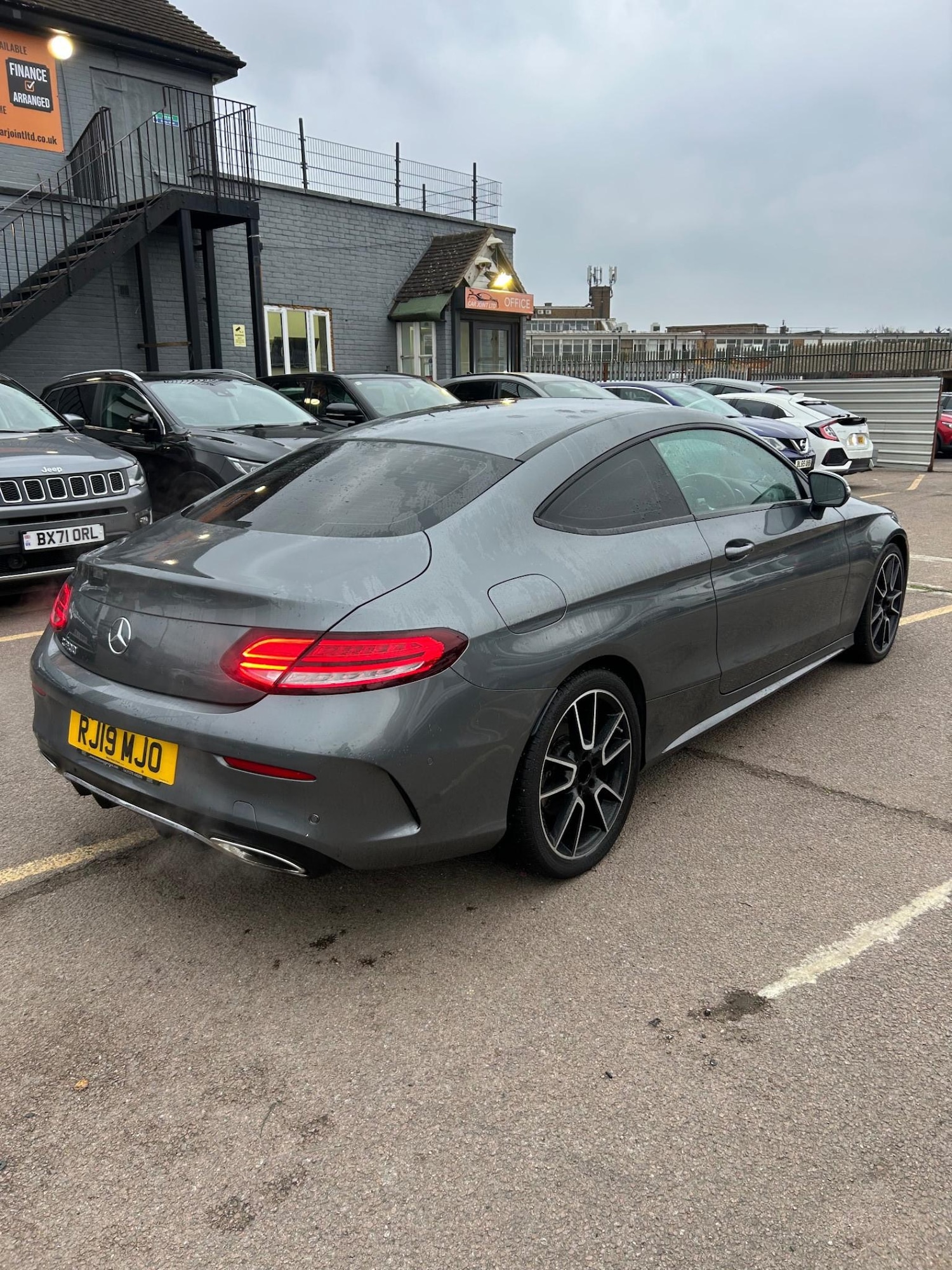 Used Mercedes-Benz C Class 2019 for sale - 77037067: Photo 6