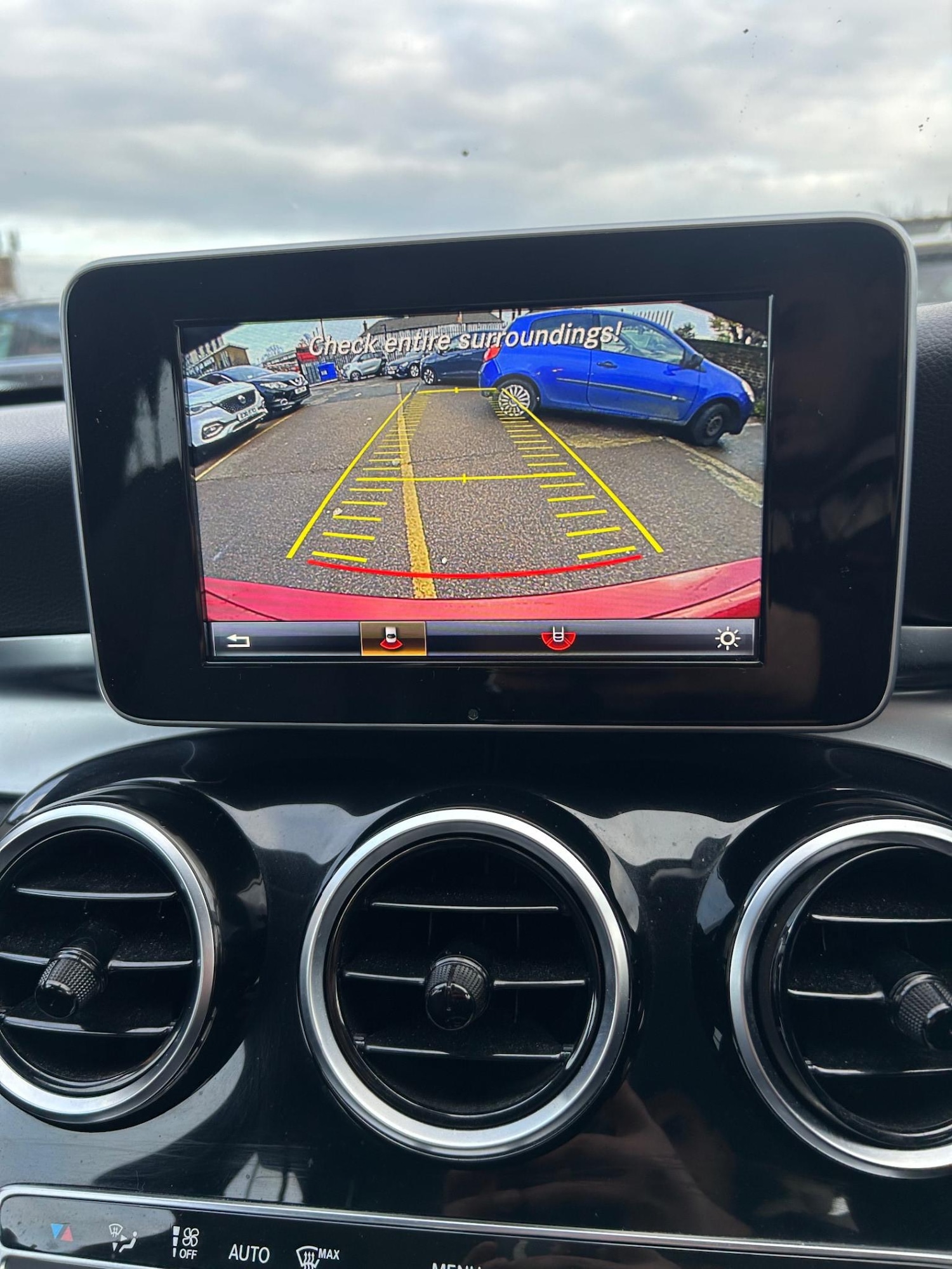 Used Mercedes-Benz C Class 2016 for sale - 76836420: Photo 14