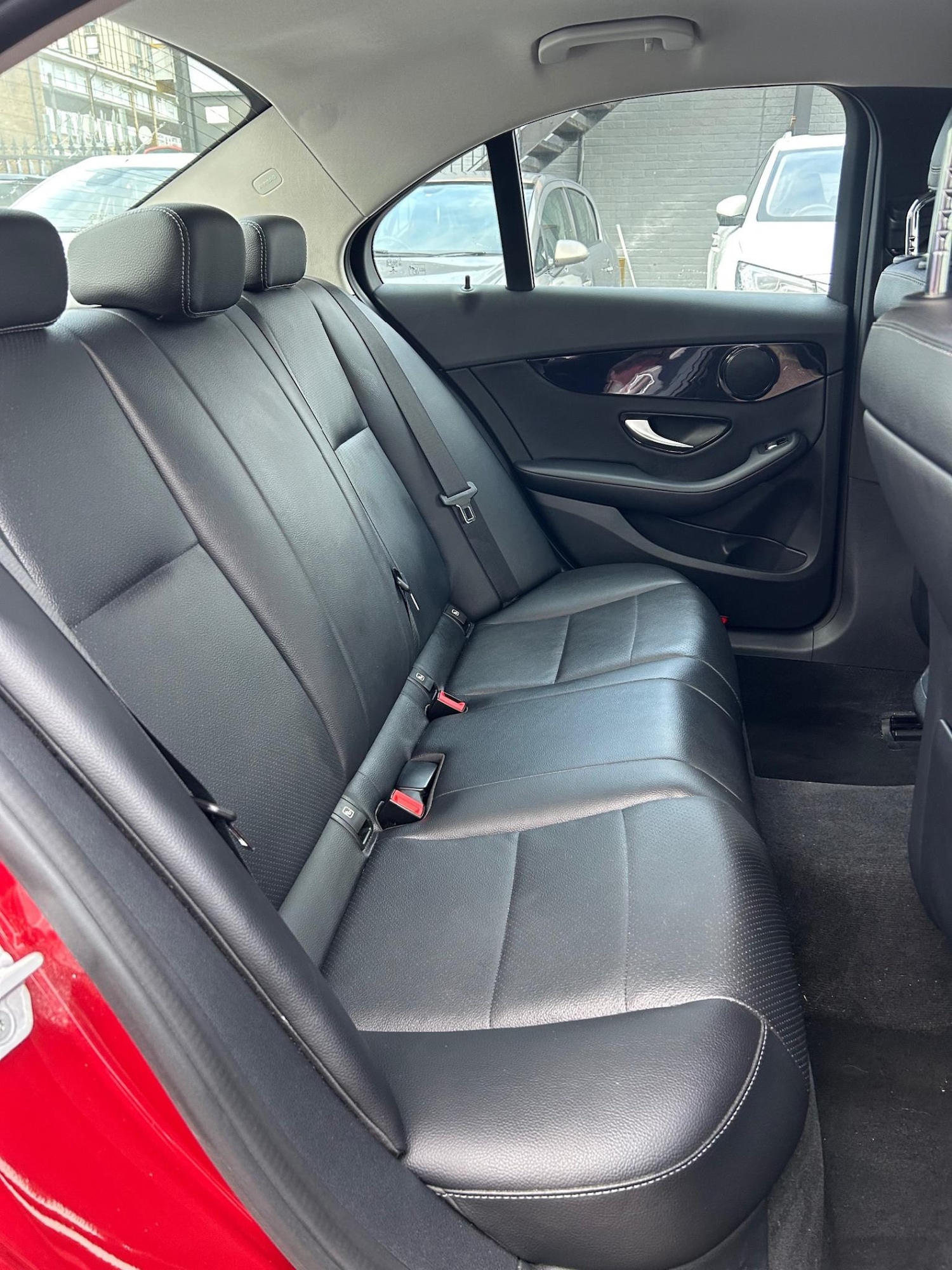 Used Mercedes-Benz C Class 2016 for sale - 76836420: Photo 8