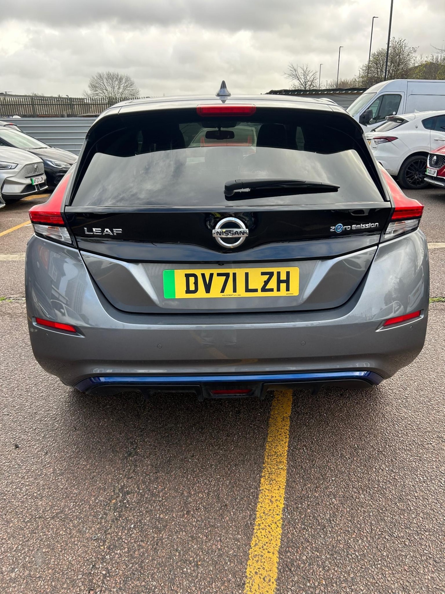 Used Nissan Leaf 2021 for sale - 76739200: Photo 5