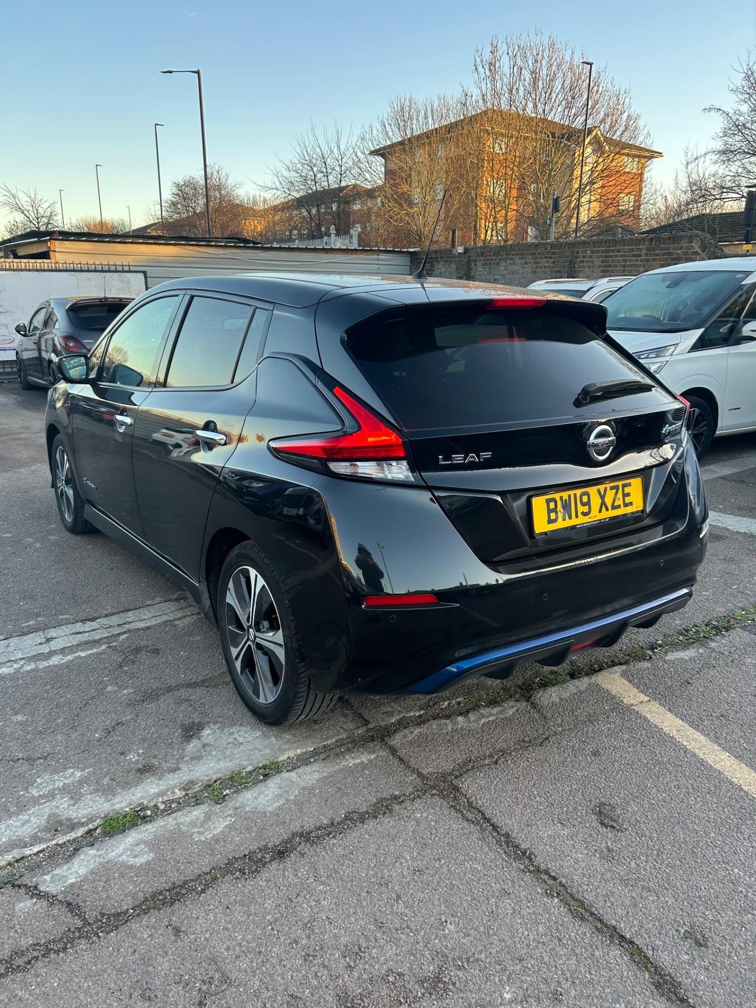 Used Nissan Leaf 2019 for sale - 77088359: Photo 4