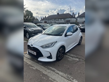 Used Toyota Yaris 2022 for sale - 76581321: Photo