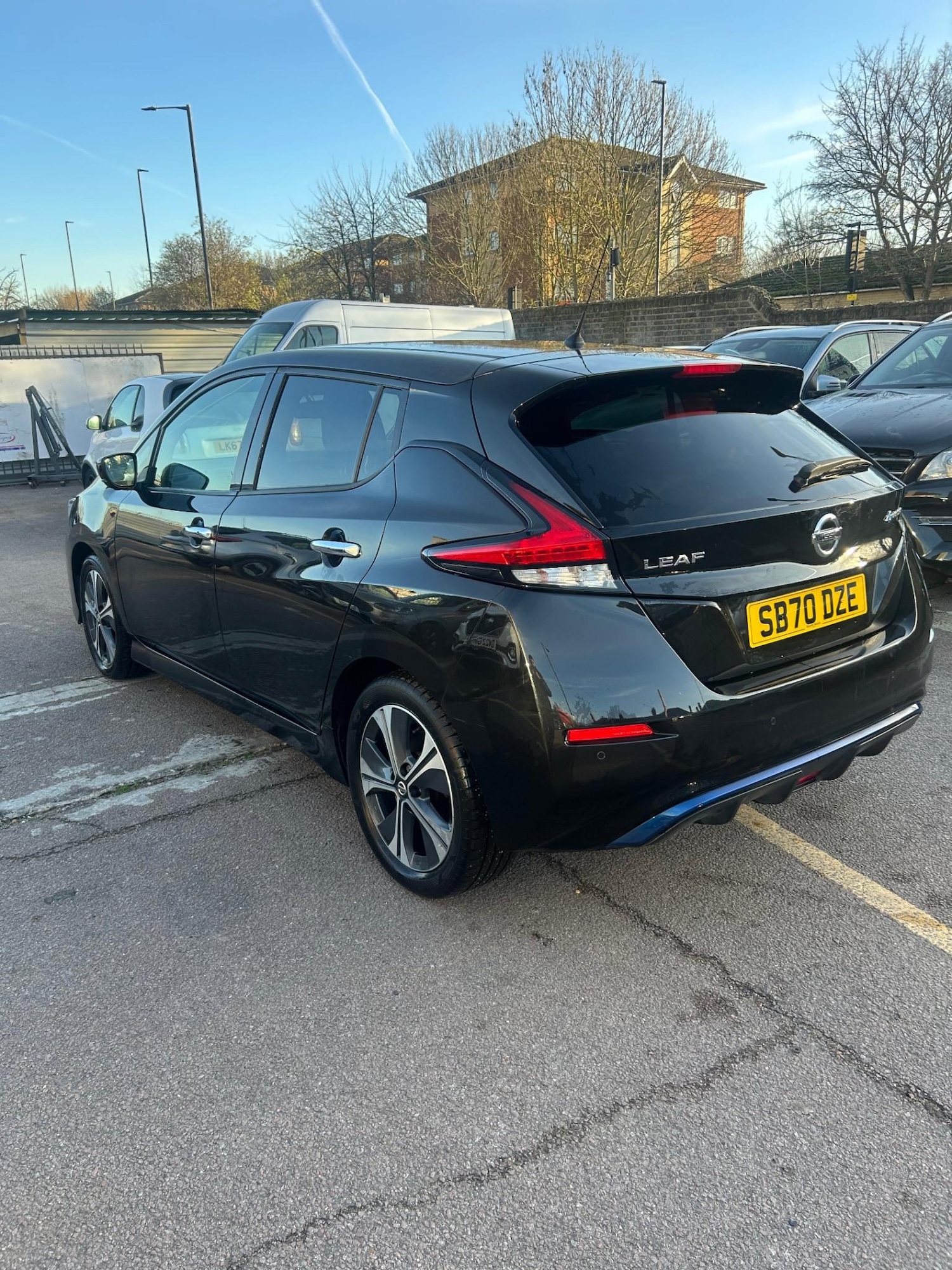 Used Nissan Leaf 2020 for sale - 76711710: Photo 4