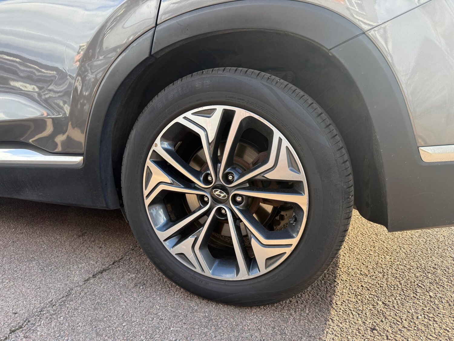 Used Hyundai Santa Fe 2019 for sale - 76581338: Photo 10