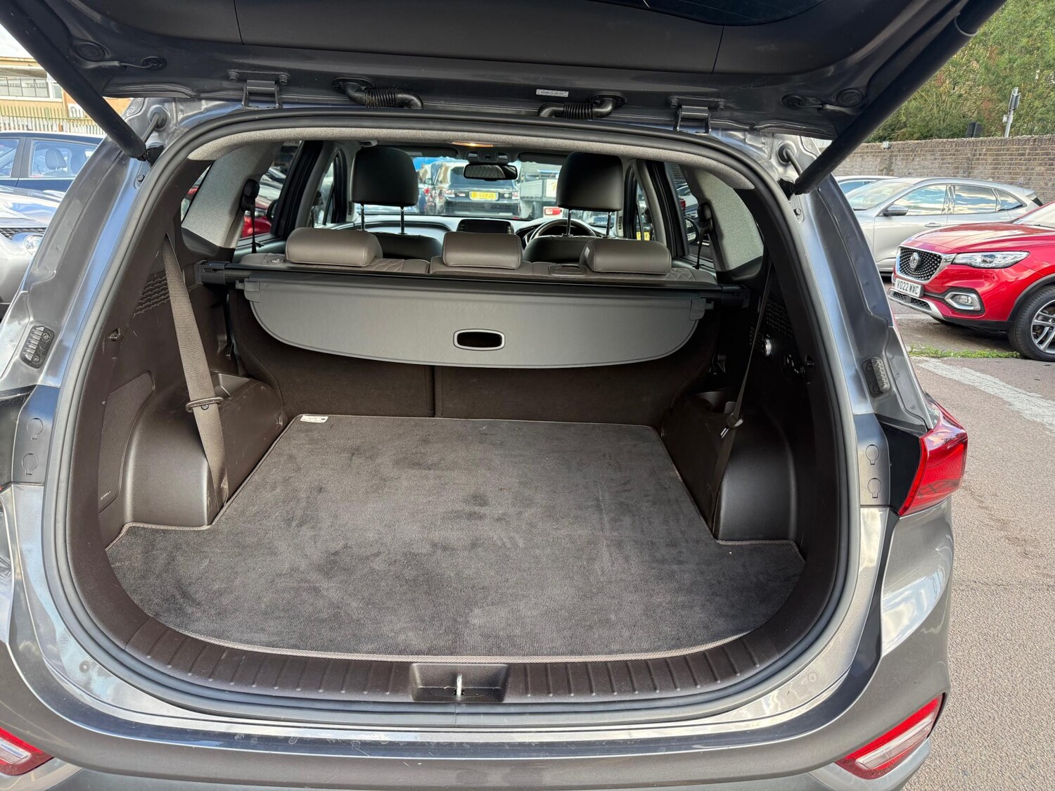 Used Hyundai Santa Fe 2019 for sale - 76581338: Photo 13