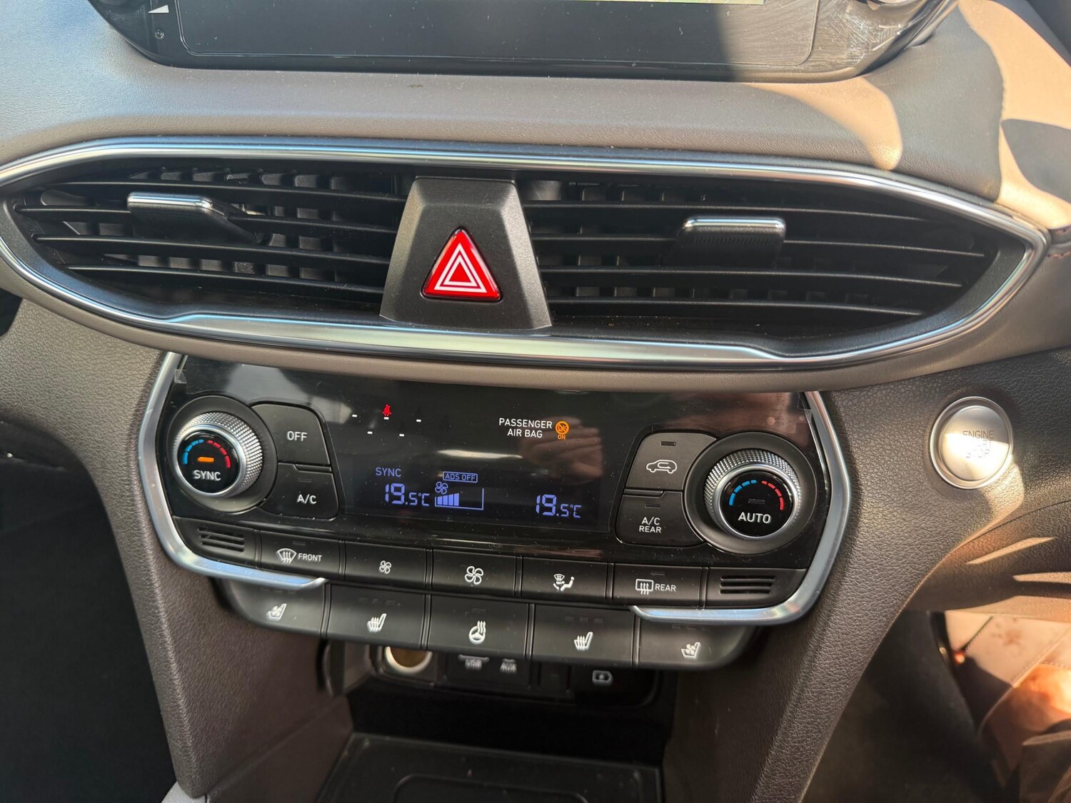 Used Hyundai Santa Fe 2019 for sale - 76581338: Photo 19