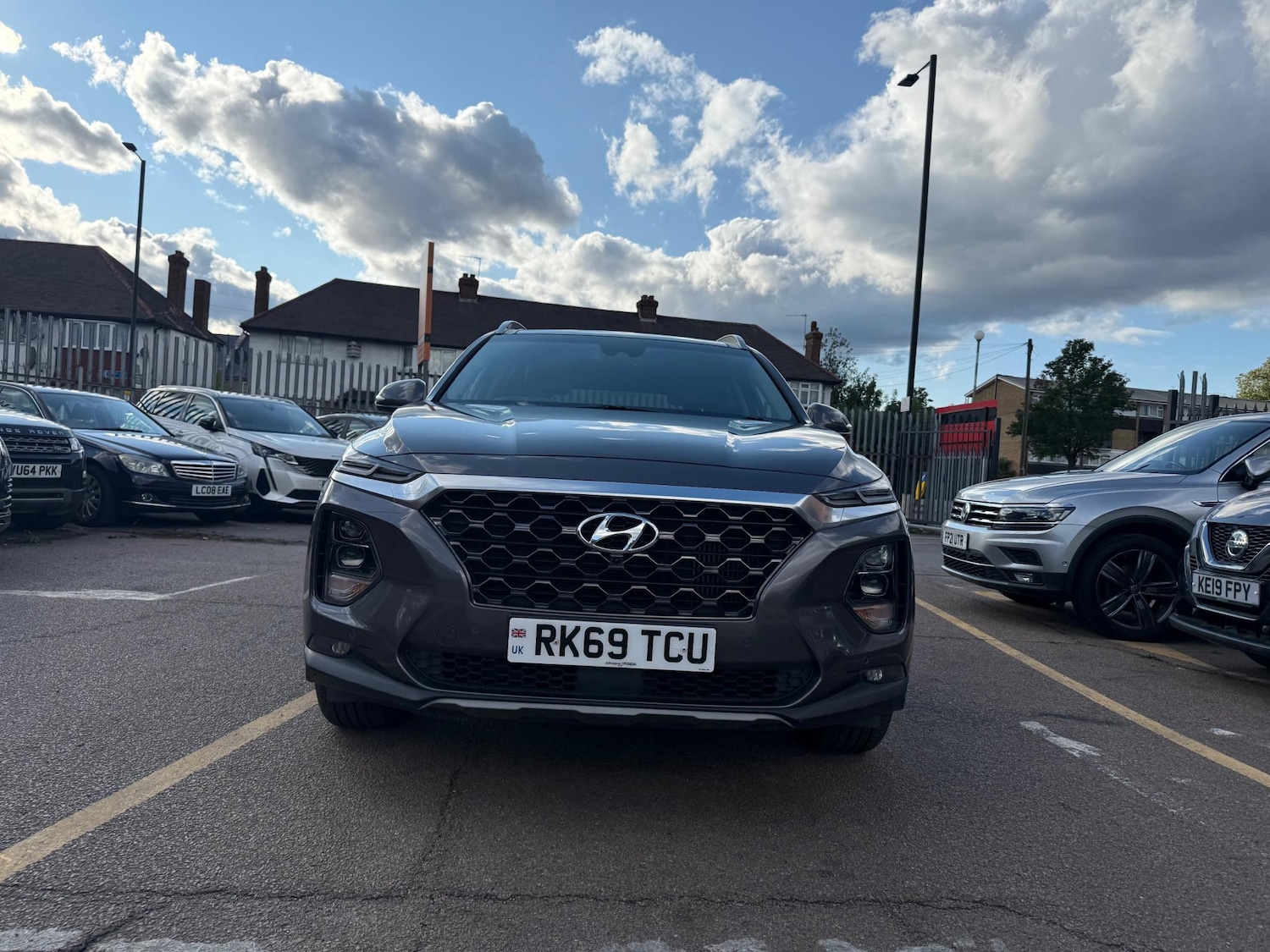 Used Hyundai Santa Fe 2019 for sale - 76581338: Photo 4