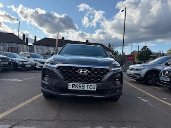 Used Hyundai Santa Fe 2019 for sale - 76581338: Photo