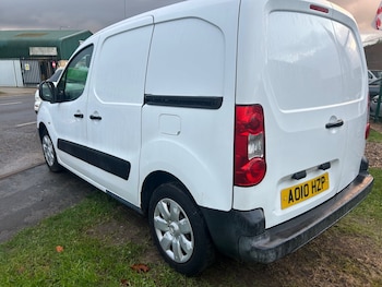Used Citroen Berlingo 2010 for sale - 76696683: Photo
