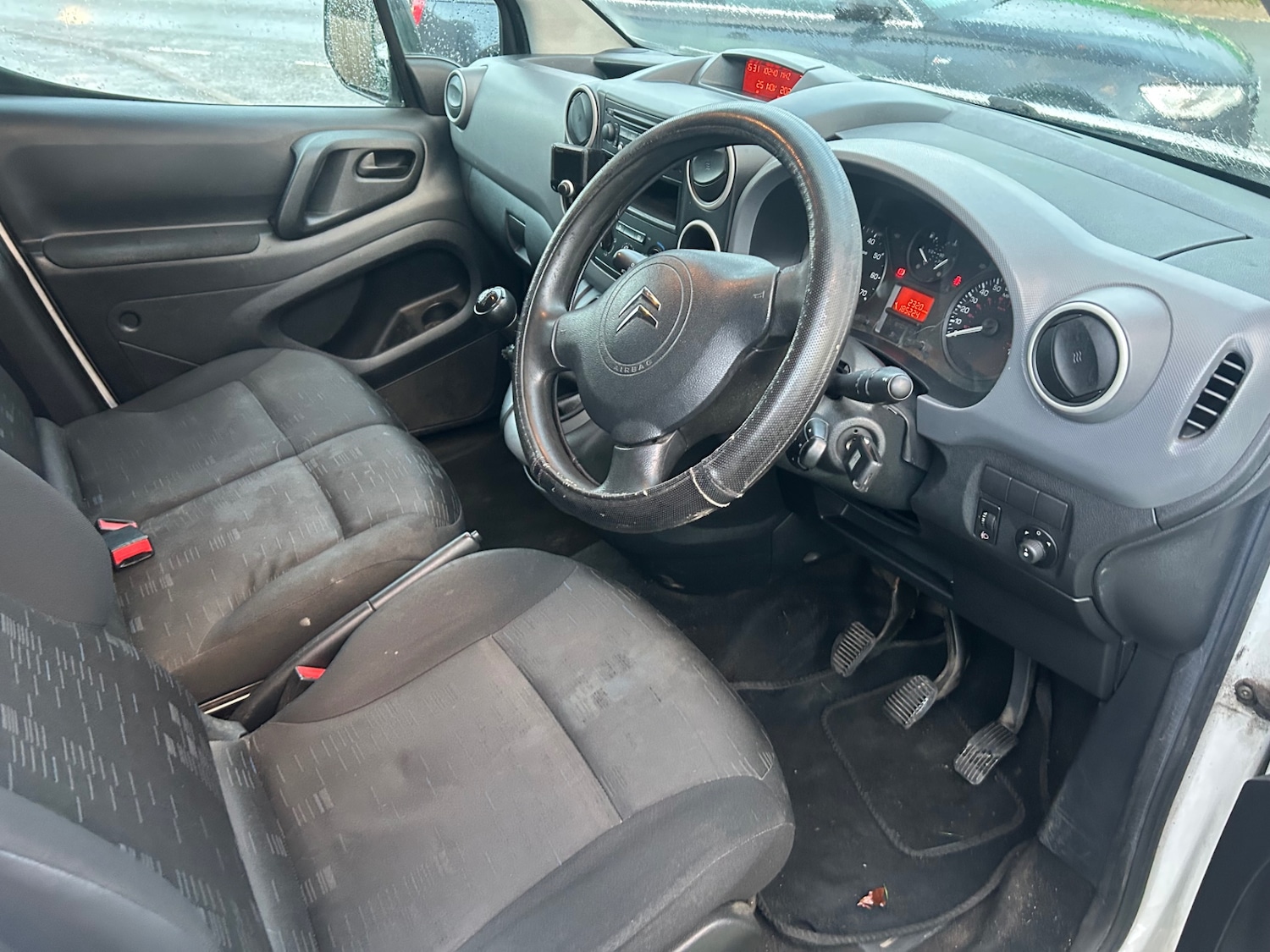 Used Citroen Berlingo 2010 for sale - 76696683: Photo 7