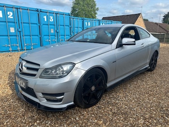 Used Mercedes-Benz C Class 2012 for sale - 78656153: Photo