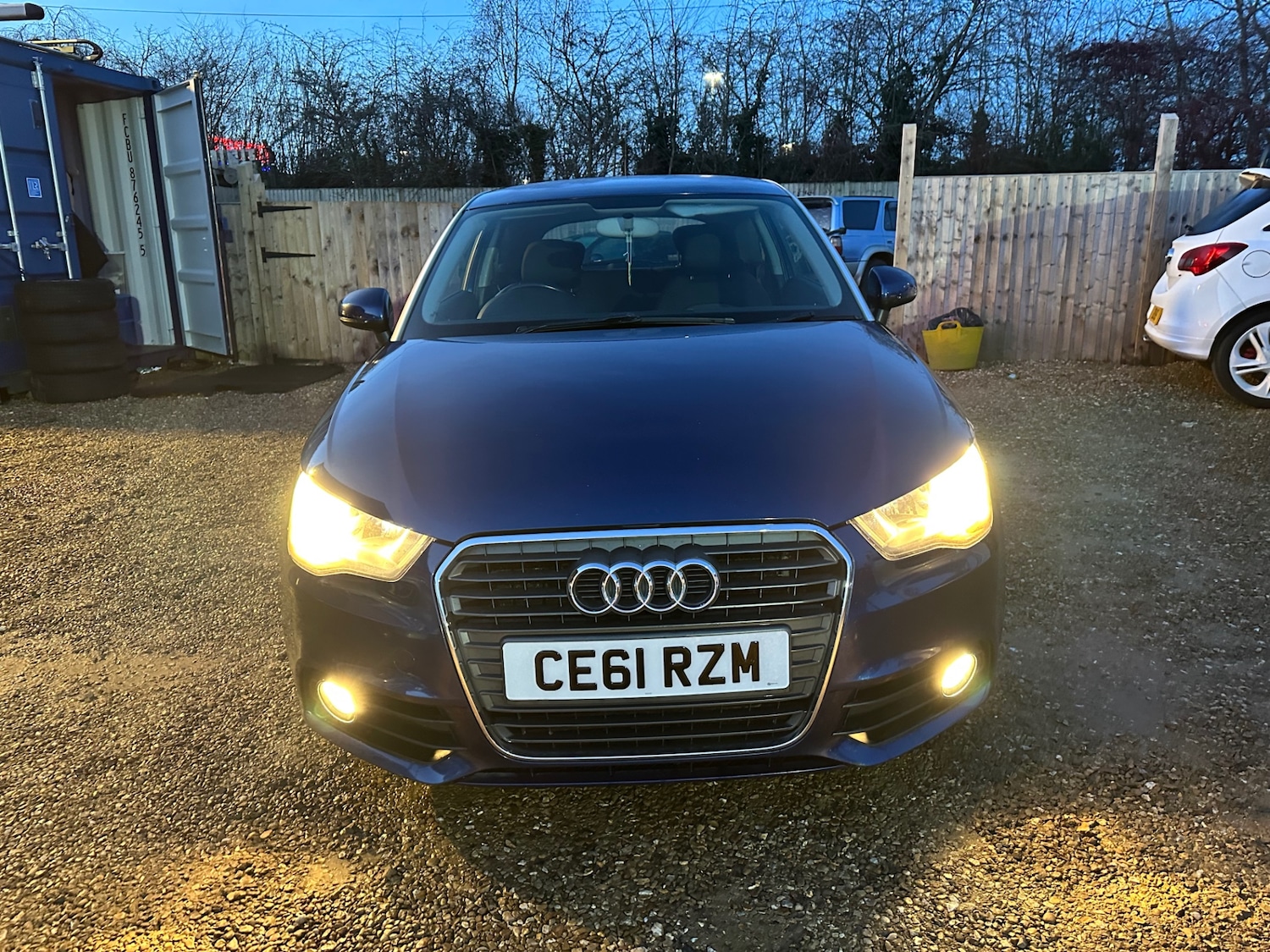 Used Audi A1 2011 for sale - 77393414: Photo 2