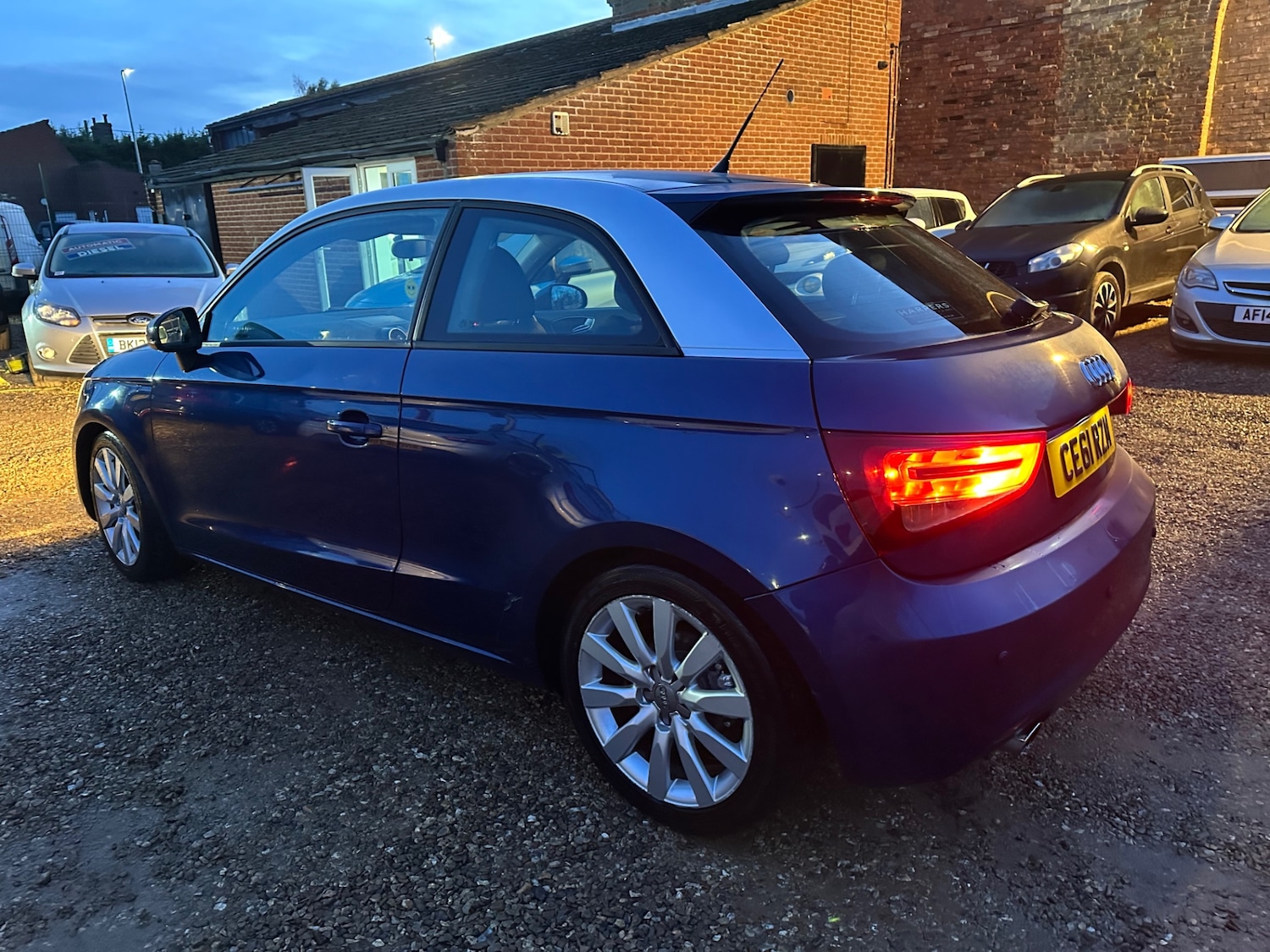 Used Audi A1 2011 for sale - 77393414: Photo 4