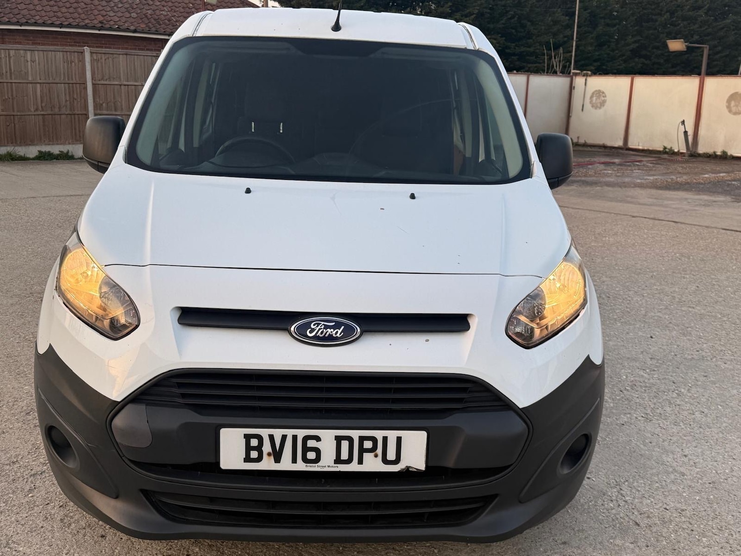 Used Ford Transit Connect 2016 for sale - 78155524: Photo 2