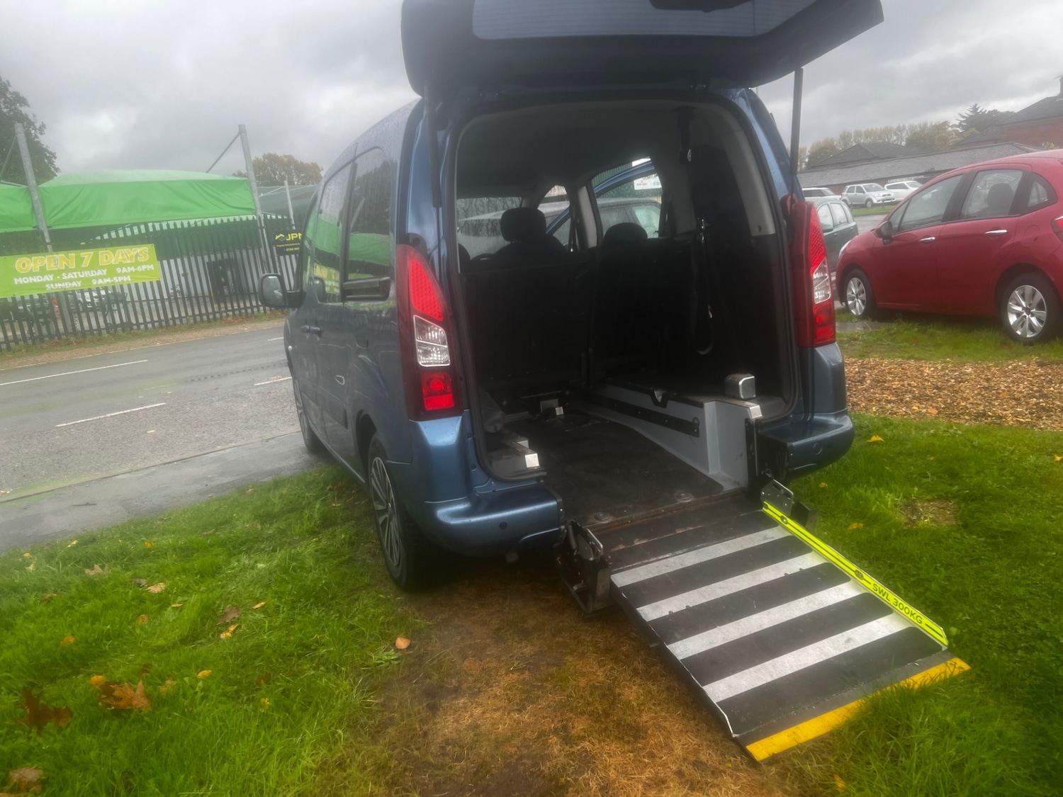 Used Peugeot Partner Tepee 2013 for sale - 76353388: Photo 11