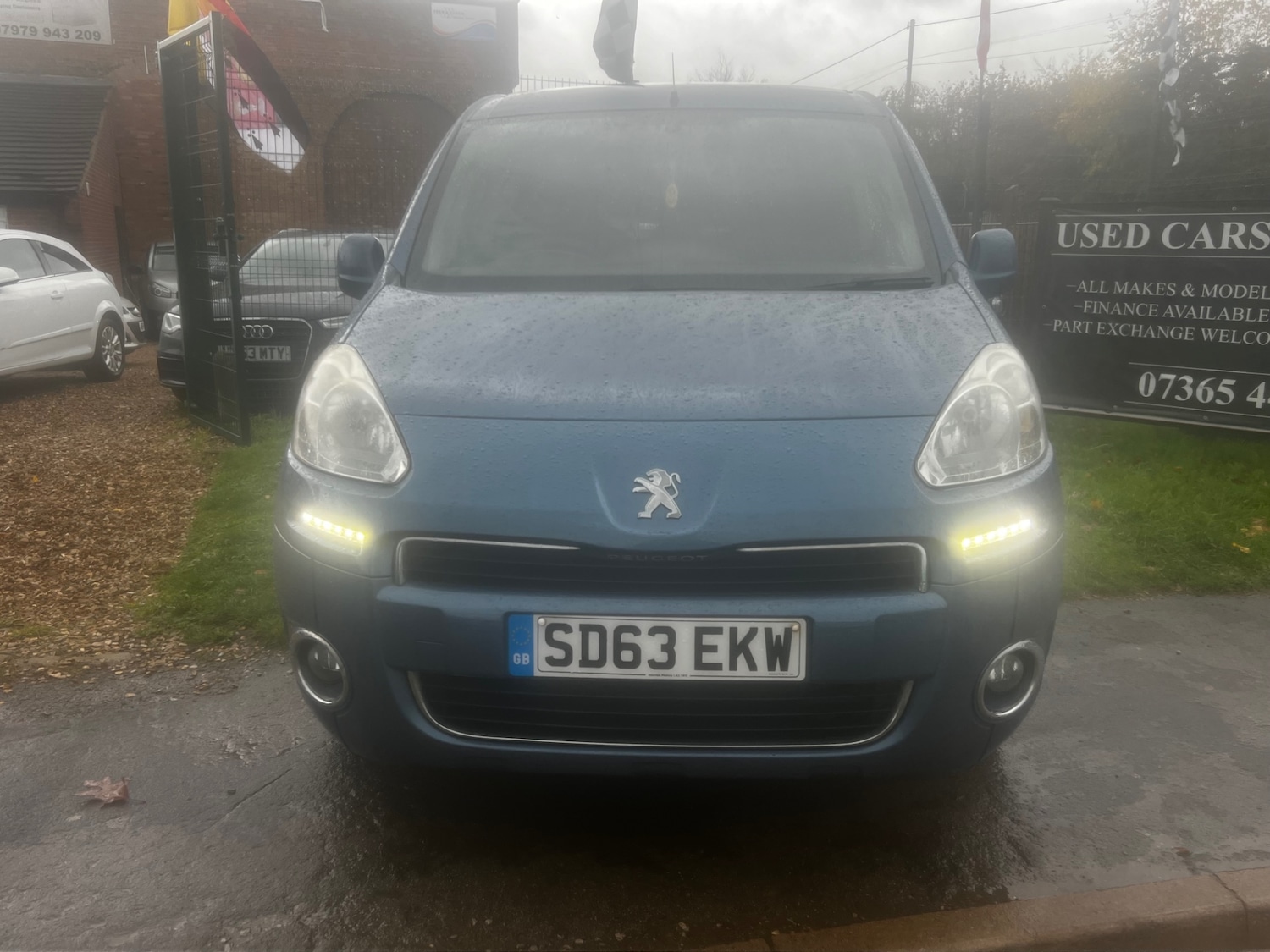 Used Peugeot Partner Tepee 2013 for sale - 76353388: Photo 2