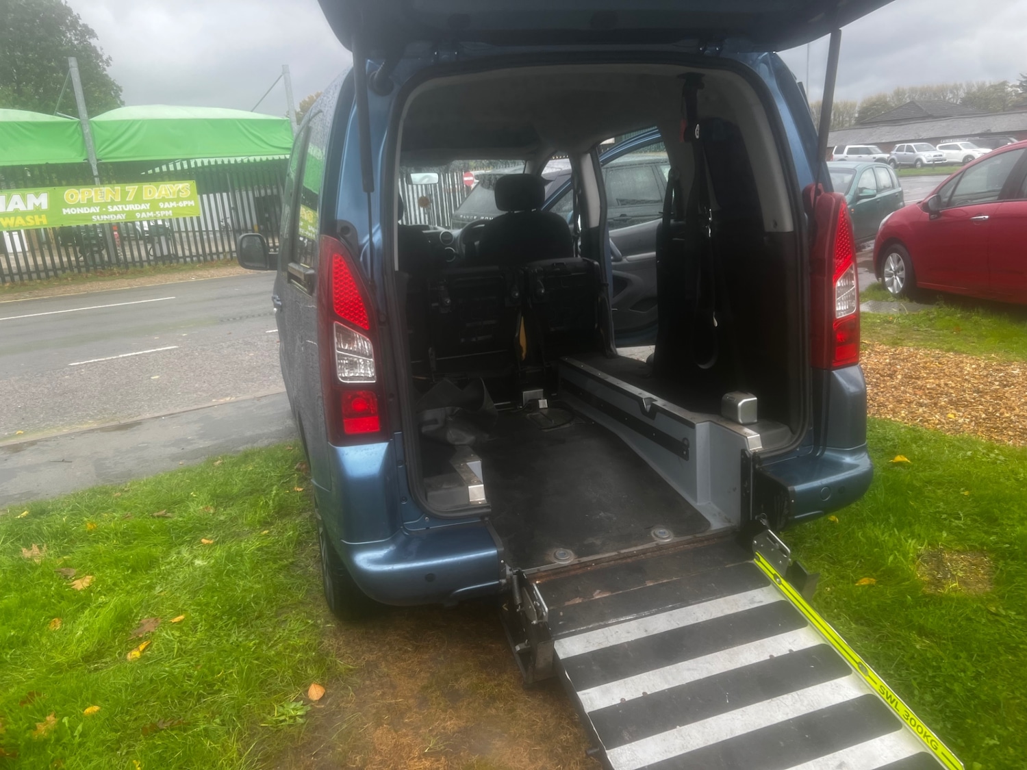 Used Peugeot Partner Tepee 2013 for sale - 76353388: Photo 8
