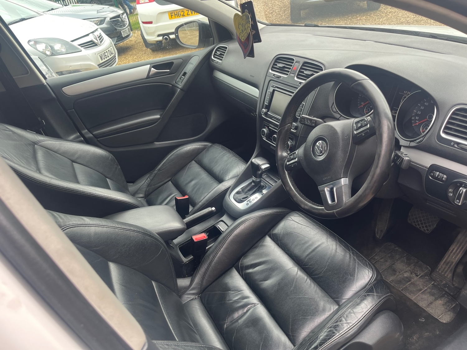 Used Volkswagen Golf 2011 for sale - 78060752: Photo 7