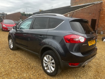Used Ford Kuga 2010 for sale - 76130315: Photo 4