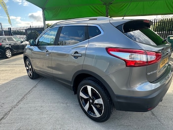 Used Nissan Qashqai 2016 for sale - 78552504: Photo