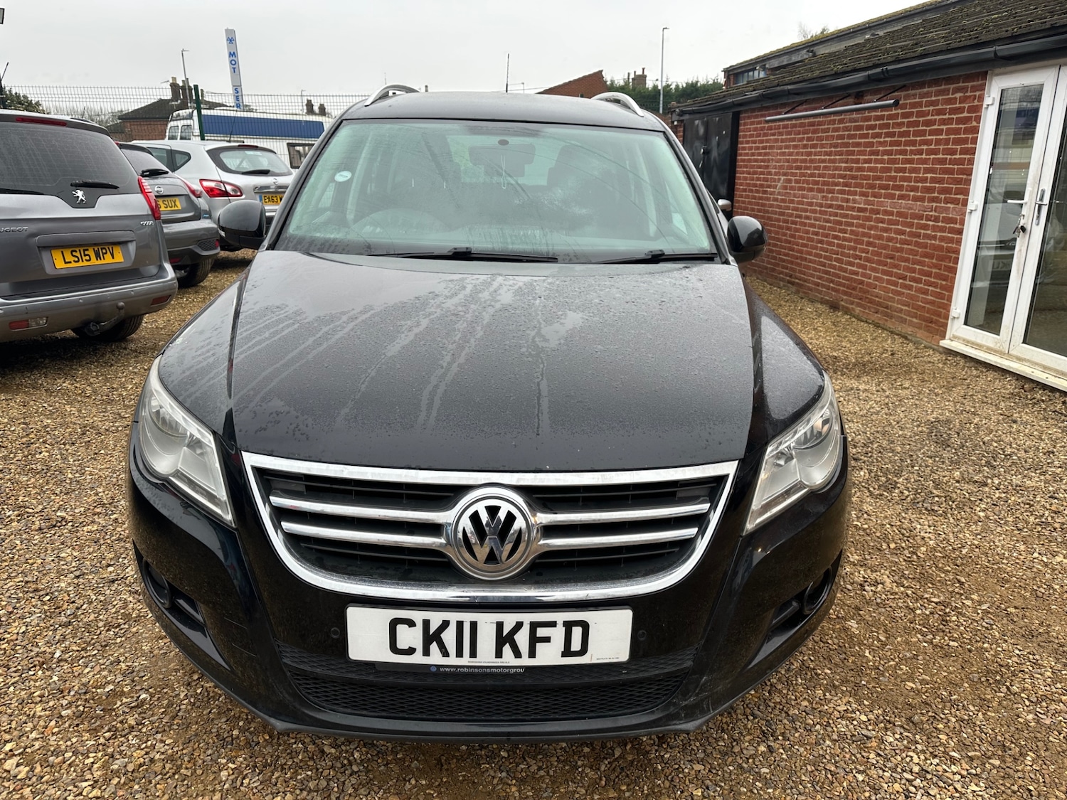 Used Volkswagen Tiguan 2011 for sale - 77323728: Photo 2