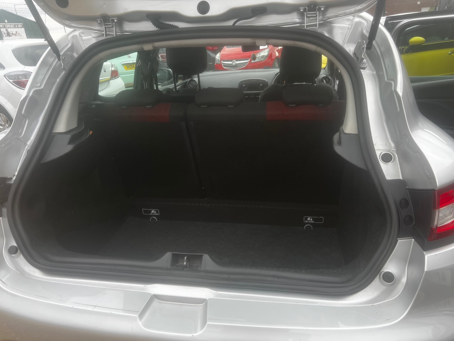 Used Renault Clio 2013 for sale - 76365097: Photo 9