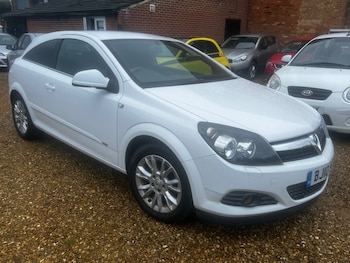 Used Vauxhall Astra 2010 for sale - 76299672: Photo