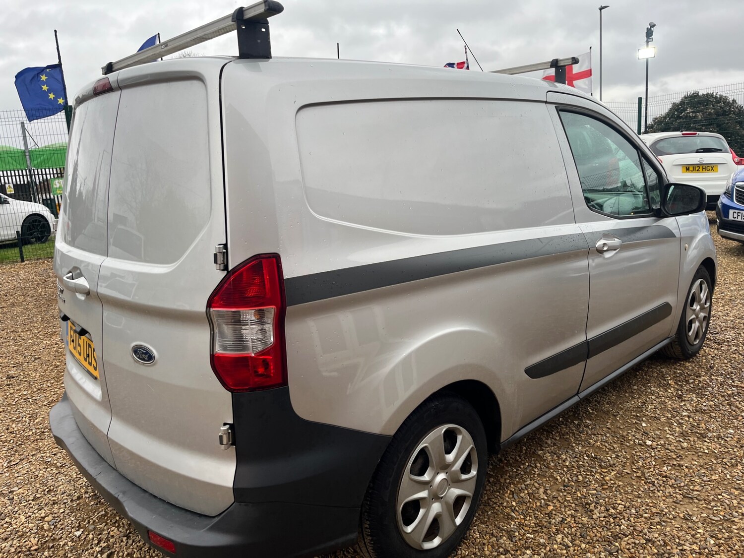 Used Ford Transit Courier 2015 for sale - 78061696: Photo 6