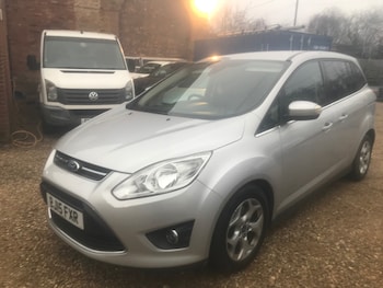 Used Ford Grand C-Max 2015 for sale - 77420503: Photo