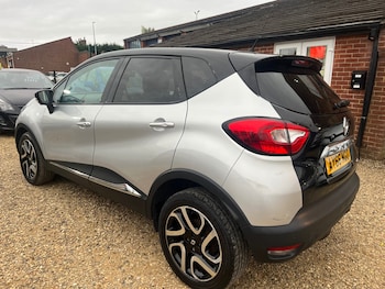 Used Renault Captur 2016 for sale - 78066018: Photo