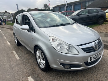 Vauxhall - Corsa
