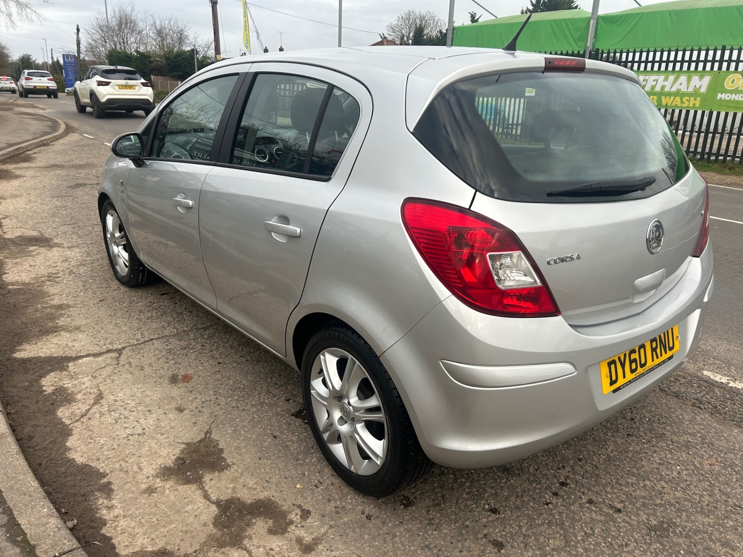 Used Vauxhall Corsa 2010 for sale - 76613593: Photo 4