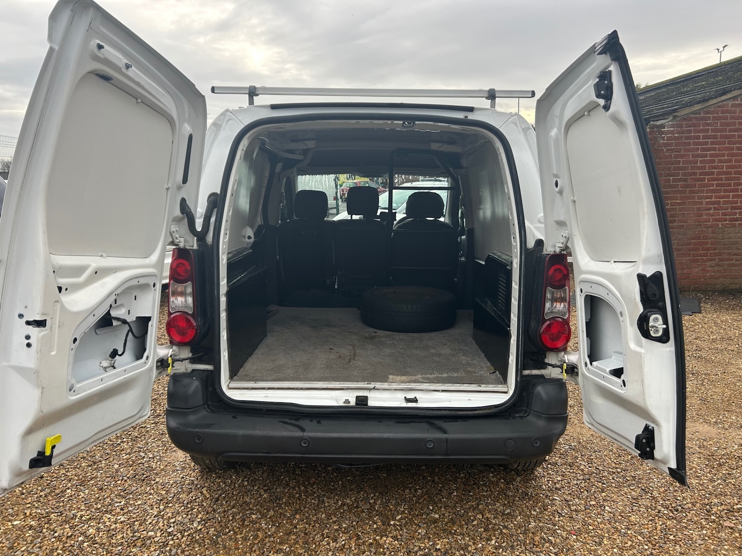 Used Citroen Berlingo 2015 for sale - 76859301: Photo 7