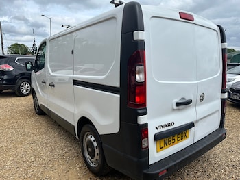Used Vauxhall Vivaro 2015 for sale - 78630370: Photo