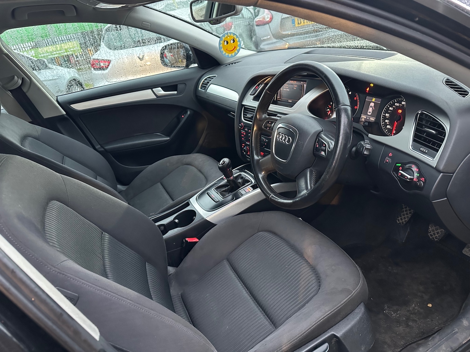 Used Audi A4 2010 for sale - 77311477: Photo 7