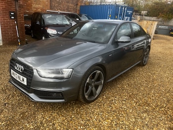 Used Audi A4 2013 for sale - 76391435: Photo